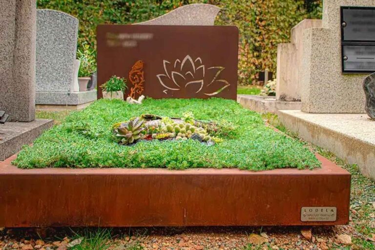 Afscheid van traditionele marmeren graven: ontdek de natuurlijke schoonheid van plantaardige graven (gevuld met kleibollen)						


