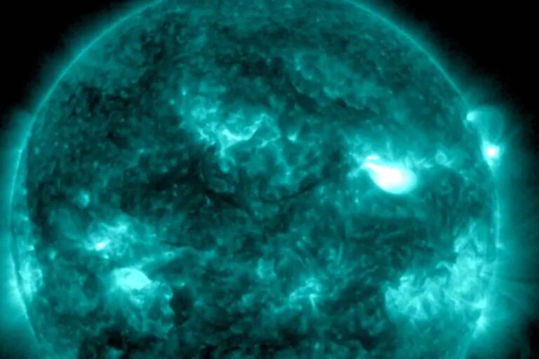 X1.5 zonnevlam: storm richting aarde, black-out op komst?						


