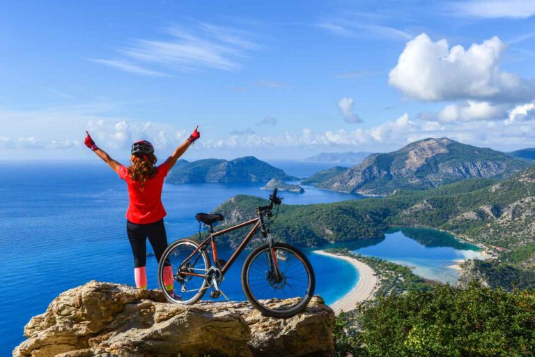 Reizen met de 2025 -fiets: de relatie die onthult hoe cyclustoerisme de gebieden redt						


