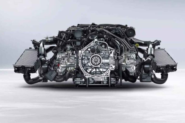 Porsche motore a sei tempi