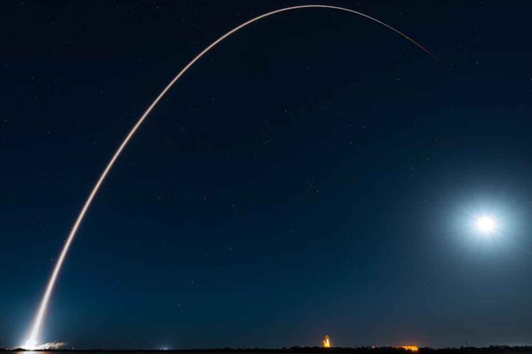 SpaceX - Flickr, CC BY-ND