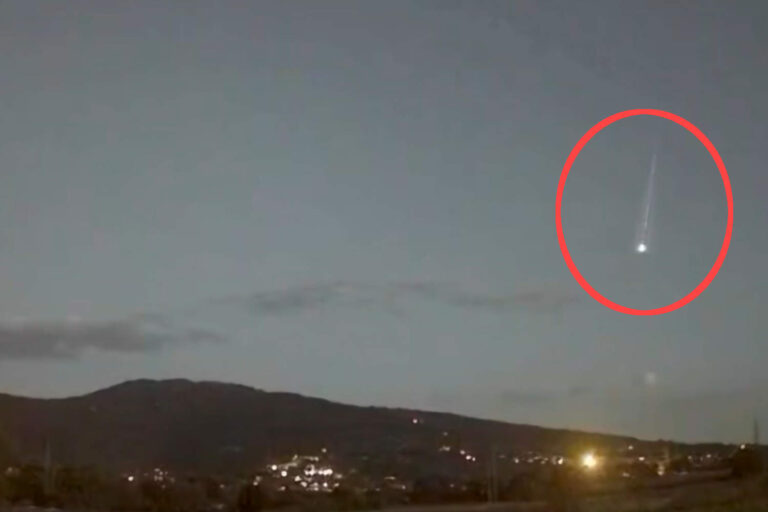 Zeer heldere vuurbal doorkruist de Italiaanse lucht: hier zijn de meest spectaculaire beelden

