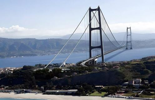 ponte stretto