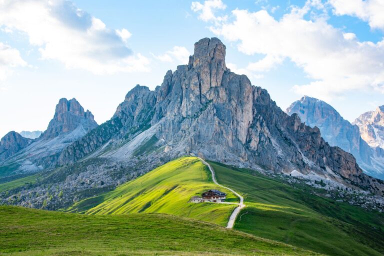overtourism dolomiti zona a traffico limitato