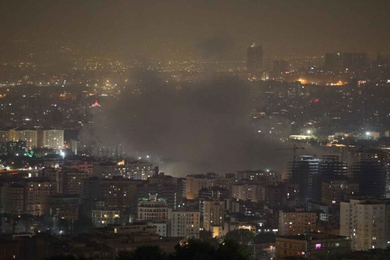 Uno degli attacchi di Israele su Teheran, Iran