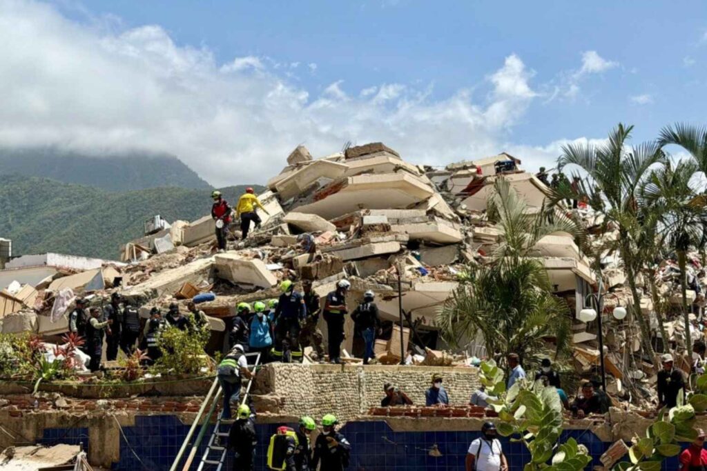Nieuwe aardbeving met een kracht van 5,1 in Venezuela (nu het cruciale tijdsbestek van 72 uur voor hulpverlening sluit)