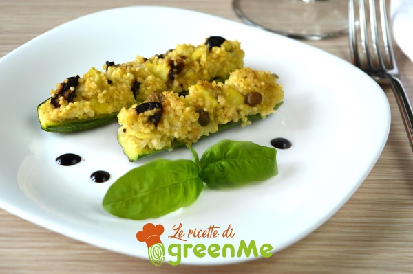 Courgettes gevuld met gierst en olijven