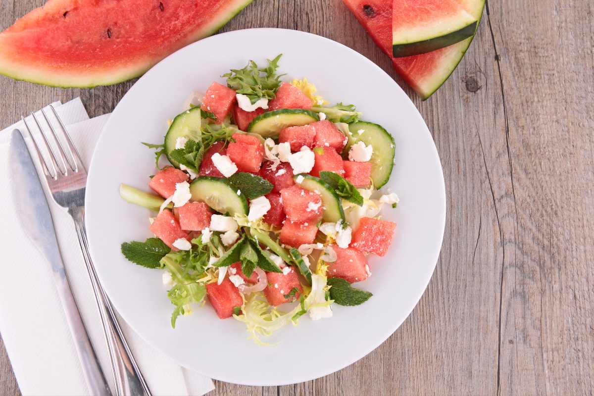 Komkommerfeta en watermeloensalade