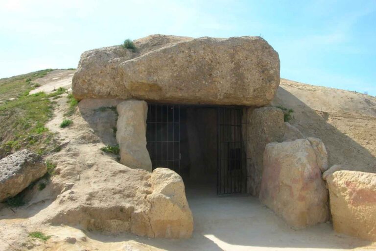 Dolmen di Menga