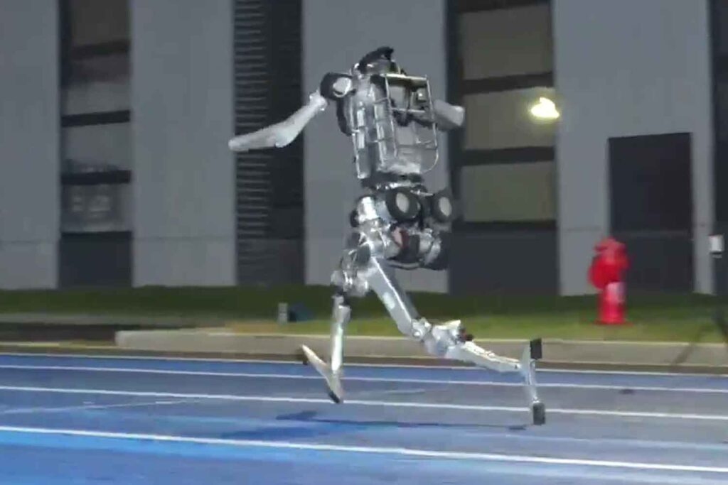 Robot Unitree Superman