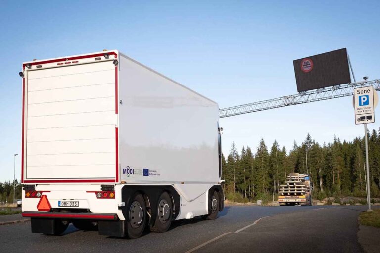 camion tir elettrico senza conducente